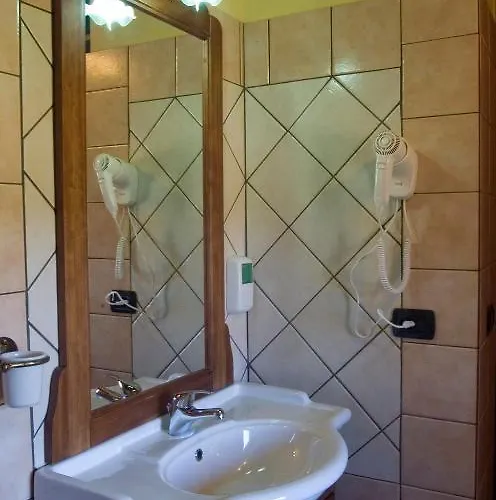 La Casa Nella Prateria Gasthof Altomonte